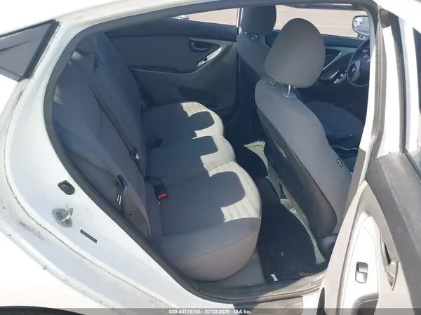 5NPDH4AE5GH740118 2016 HYUNDAI ELANTRA - Image 8