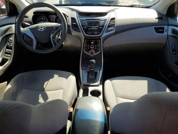 5NPDH4AE5GH740829 2016 HYUNDAI ELANTRA - Image 8
