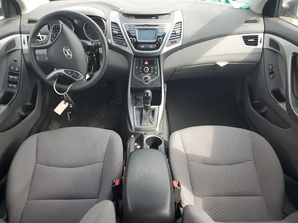 5NPDH4AE5GH743648 2016 HYUNDAI ELANTRA - Image 8
