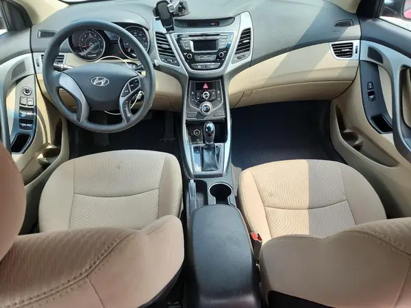 5NPDH4AE5GH746890 2016 HYUNDAI ELANTRA - Image 8