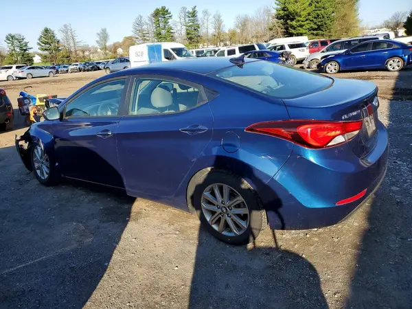 5NPDH4AE5GH747098 2016 HYUNDAI ELANTRA - Image 2