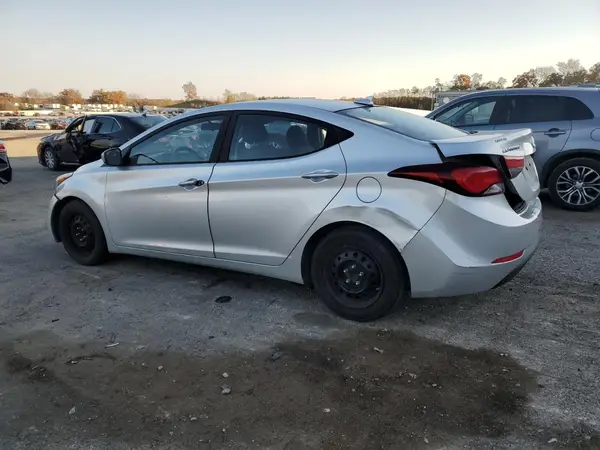 5NPDH4AE5GH747974 2016 HYUNDAI ELANTRA - Image 2