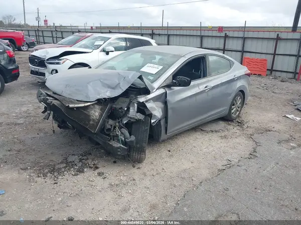 5NPDH4AE5GH748462 2016 HYUNDAI ELANTRA - Image 2