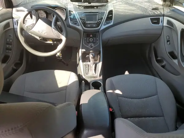 5NPDH4AE5GH748543 2016 HYUNDAI ELANTRA - Image 8