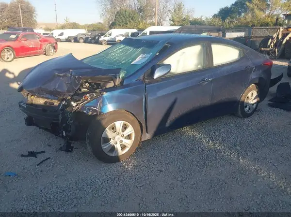 5NPDH4AE5GH749319 2016 HYUNDAI ELANTRA - Image 2