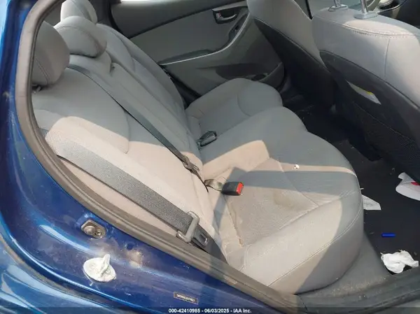 5NPDH4AE5GH749627 2016 HYUNDAI ELANTRA - Image 8