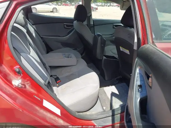 5NPDH4AE5GH750907 2016 HYUNDAI ELANTRA - Image 8