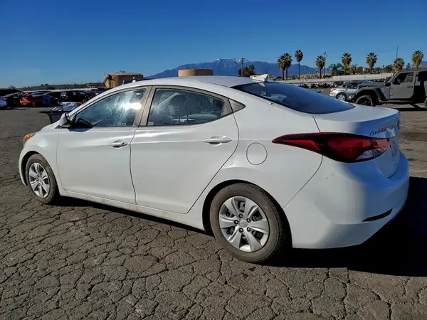 5NPDH4AE5GH751961 2016 HYUNDAI ELANTRA - Image 2