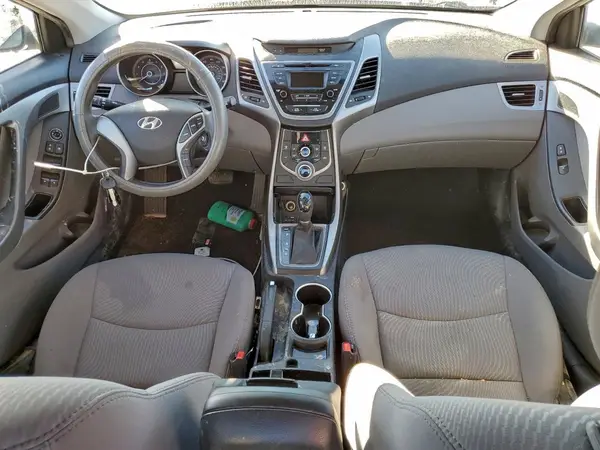 5NPDH4AE5GH751961 2016 HYUNDAI ELANTRA - Image 8