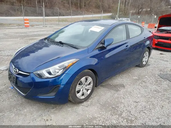 5NPDH4AE5GH753662 2016 HYUNDAI ELANTRA - Image 2