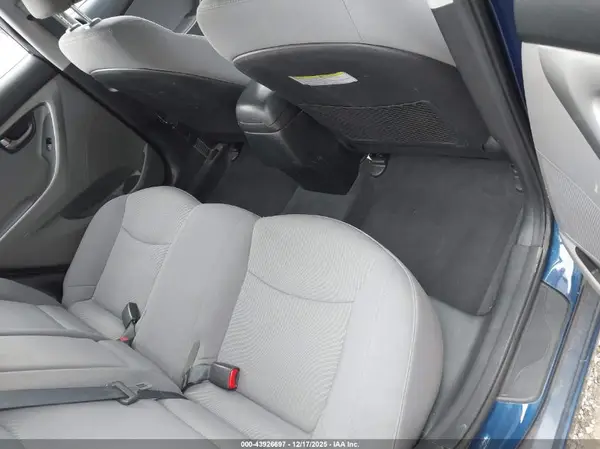5NPDH4AE5GH753662 2016 HYUNDAI ELANTRA - Image 8