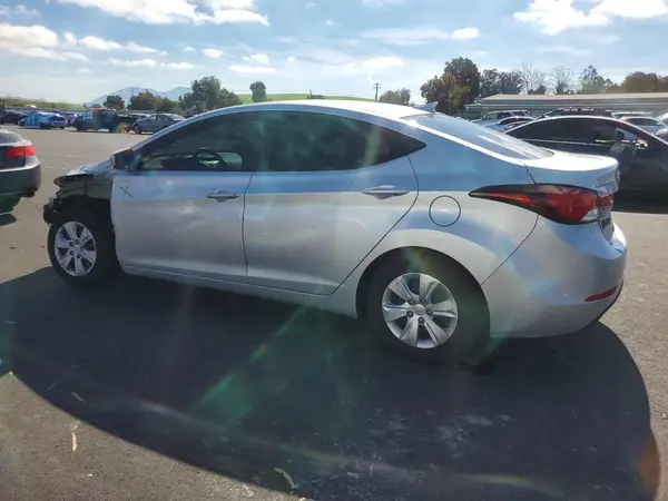 5NPDH4AE5GH754522 2016 HYUNDAI ELANTRA - Image 2