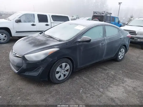 5NPDH4AE5GH755380 2016 HYUNDAI ELANTRA - Image 2