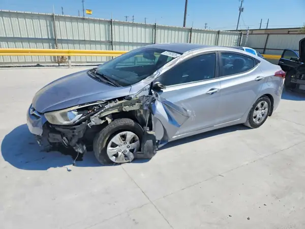 5NPDH4AE5GH755895 2016 HYUNDAI ELANTRA - Image 1
