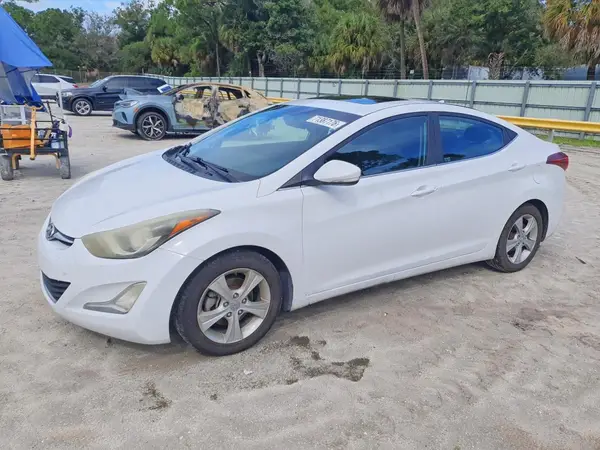 5NPDH4AE5GH756237 2016 HYUNDAI ELANTRA - Image 1