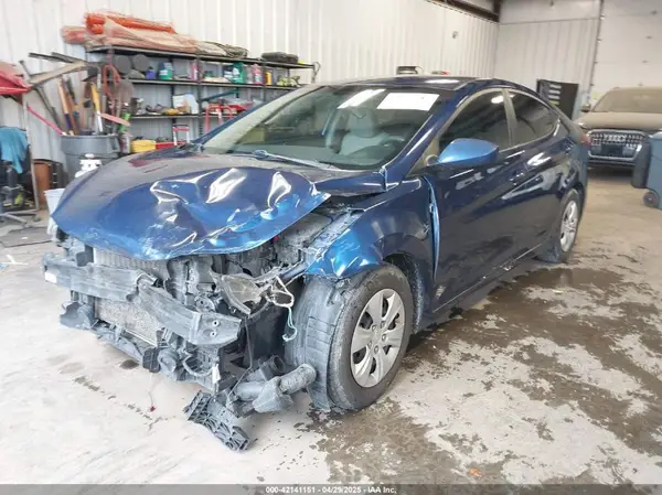 5NPDH4AE5GH756805 2016 HYUNDAI ELANTRA - Image 2