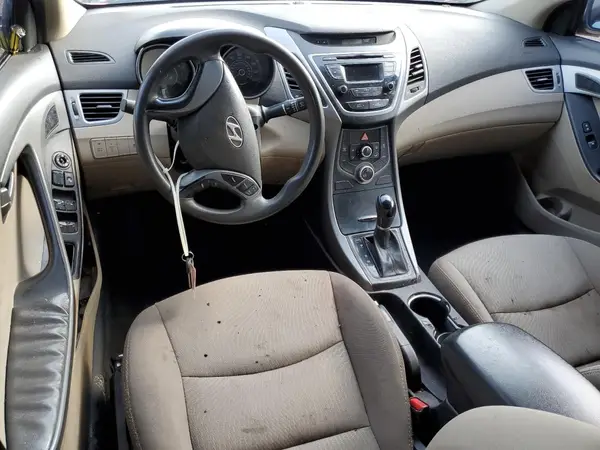 5NPDH4AE5GH757243 2016 HYUNDAI ELANTRA - Image 8