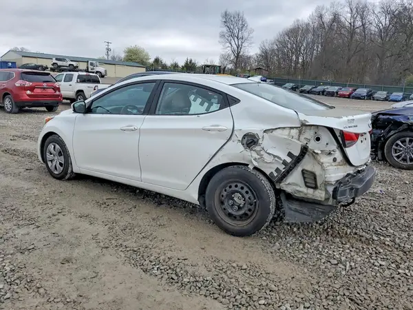 5NPDH4AE5GH759929 2016 HYUNDAI ELANTRA - Image 2