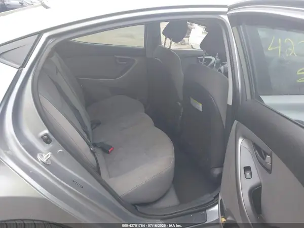 5NPDH4AE5GH760367 2016 HYUNDAI ELANTRA - Image 8