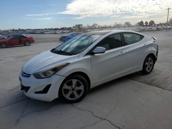 5NPDH4AE5GH762894 2016 HYUNDAI ELANTRA - Image 1