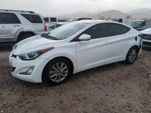 5NPDH4AE5GH763737 2016 HYUNDAI ELANTRA - Image 1