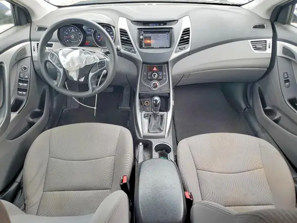 5NPDH4AE5GH764872 2016 HYUNDAI ELANTRA - Image 8