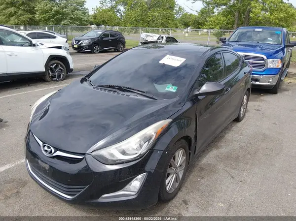 5NPDH4AE5GH765326 2016 HYUNDAI ELANTRA - Image 2