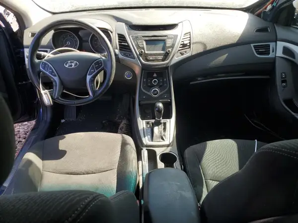 5NPDH4AE5GH769375 2016 HYUNDAI ELANTRA - Image 8