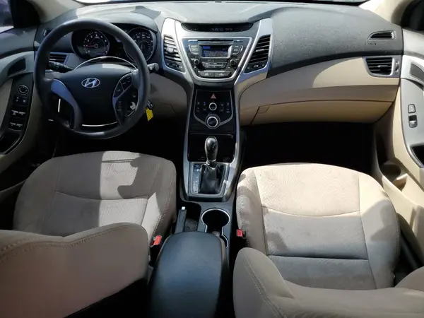 5NPDH4AE5GH772485 2016 HYUNDAI ELANTRA - Image 8