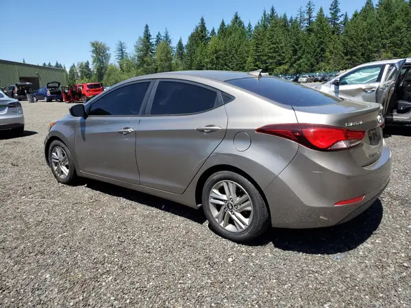 5NPDH4AE5GH774043 2016 HYUNDAI ELANTRA - Image 2