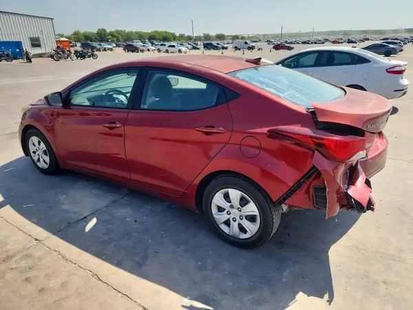 5NPDH4AE5GH774141 2016 HYUNDAI ELANTRA - Image 2