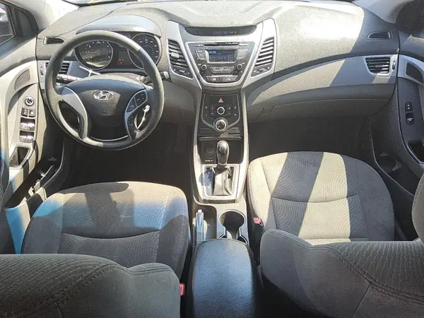 5NPDH4AE5GH774415 2016 HYUNDAI ELANTRA - Image 8
