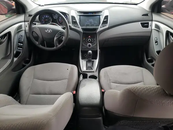 5NPDH4AE5GH775306 2016 HYUNDAI ELANTRA - Image 8
