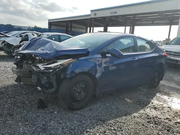5NPDH4AE5GH775399 2016 HYUNDAI ELANTRA - Image 1