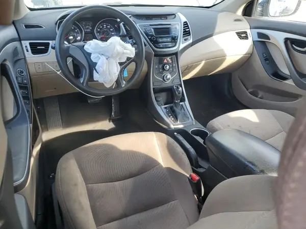 5NPDH4AE5GH775399 2016 HYUNDAI ELANTRA - Image 8