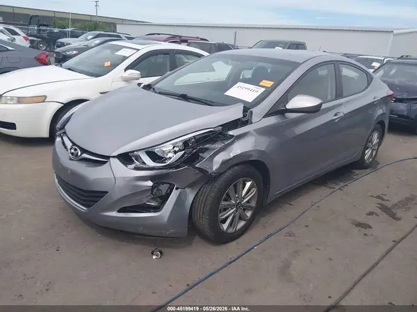 5NPDH4AE5GH775516 2016 HYUNDAI ELANTRA - Image 2