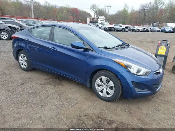 5NPDH4AE5GH776391 2016 HYUNDAI ELANTRA - Image 1