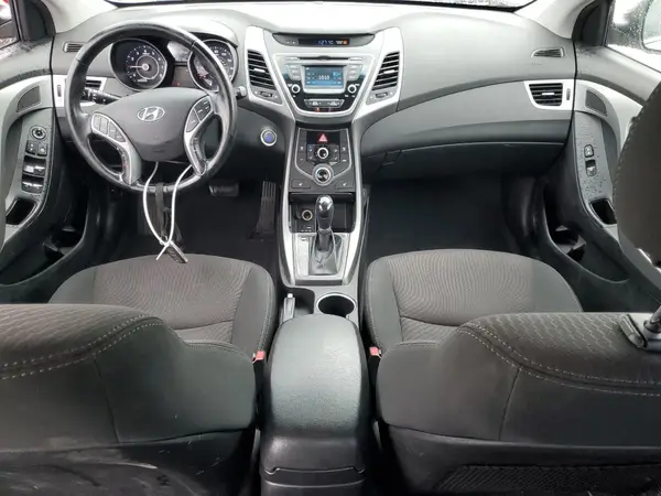 5NPDH4AE5GH777783 2016 HYUNDAI ELANTRA - Image 8