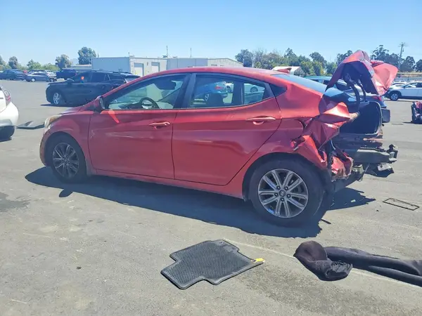 5NPDH4AE5GH778223 2016 HYUNDAI ELANTRA - Image 2