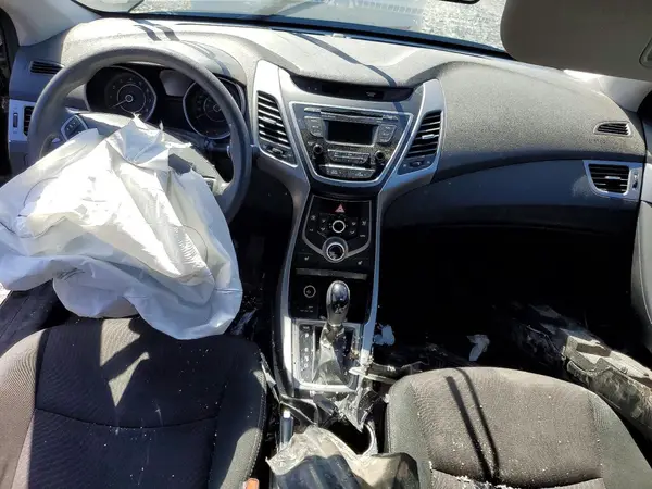 5NPDH4AE5GH778660 2016 HYUNDAI ELANTRA - Image 8