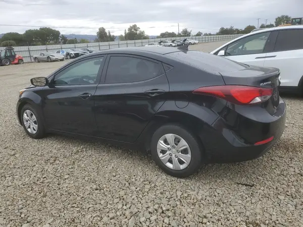 5NPDH4AE5GH778898 2016 HYUNDAI ELANTRA - Image 2