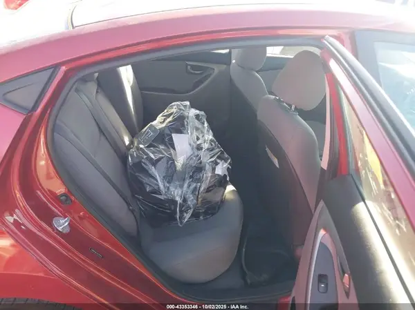 5NPDH4AE5GH779114 2016 HYUNDAI ELANTRA - Image 8