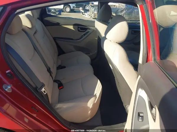 5NPDH4AE5GH780280 2016 HYUNDAI ELANTRA - Image 8