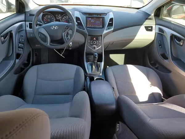 5NPDH4AE5GH780554 2016 HYUNDAI ELANTRA - Image 8