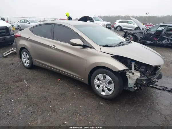 5NPDH4AE5GH781011 2016 HYUNDAI ELANTRA - Image 1