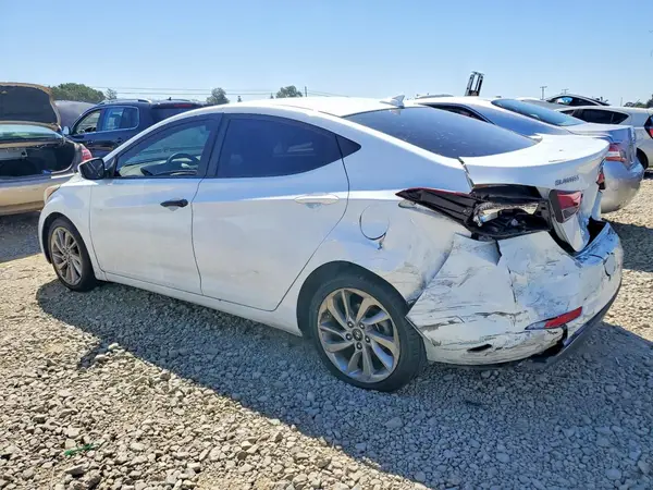 5NPDH4AE5GH781591 2016 HYUNDAI ELANTRA - Image 2