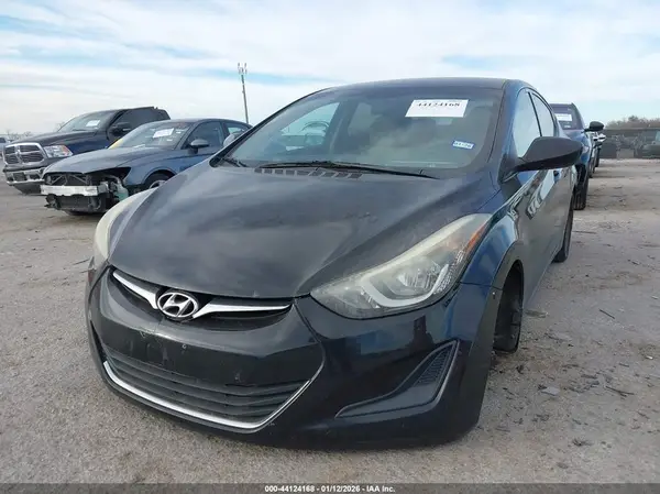 5NPDH4AE5GH784720 2016 HYUNDAI ELANTRA - Image 2