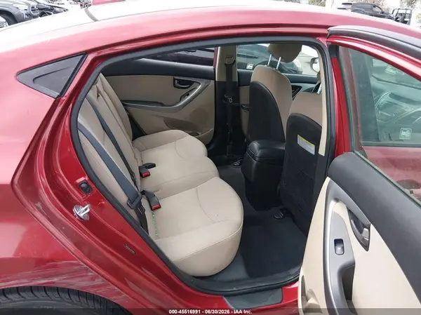 5NPDH4AE5GH788850 2016 HYUNDAI ELANTRA - Image 8