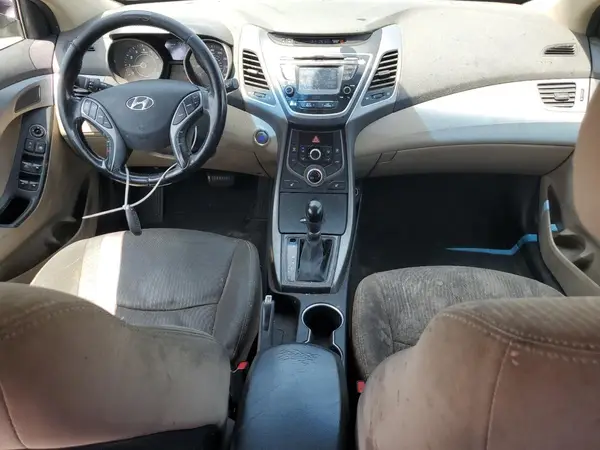 5NPDH4AE5GH791764 2016 HYUNDAI ELANTRA - Image 8