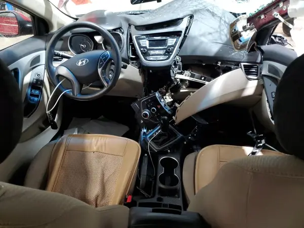 5NPDH4AE5GH795054 2016 HYUNDAI ELANTRA - Image 8